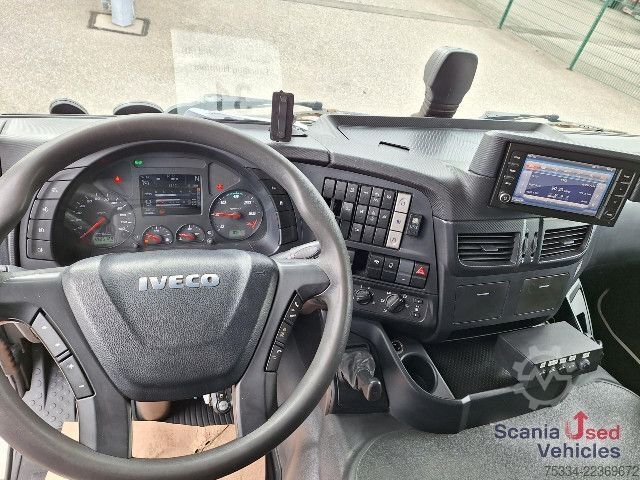 Gefahrgut LKW IVECO AT 440T ADR FL Hydraulik Tank