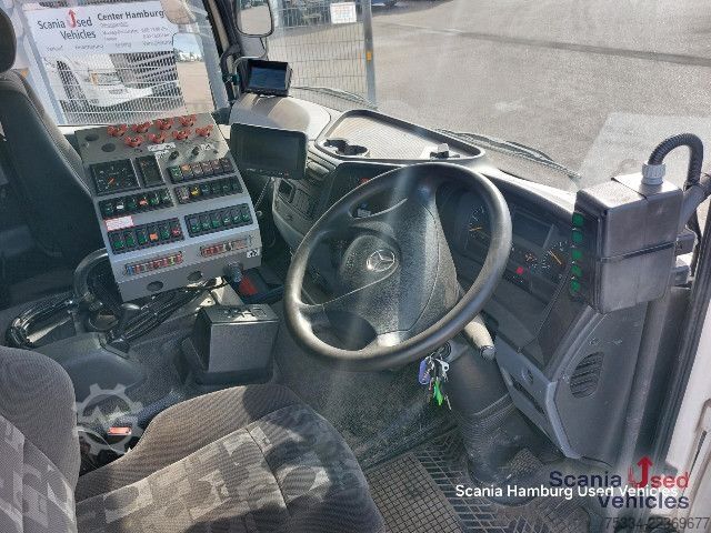 Kehrmaschine Mercedes-Benz 1518 LKO Atego Kehrmaschine  Bucher-Schörling