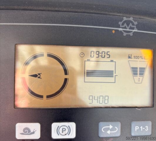 Vierwege-Schubmaststapler Jungheinrich ETV-Q25