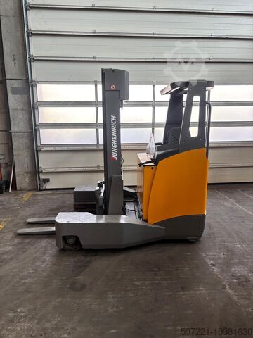Four-way reachtrucks Jungheinrich ETV-Q25