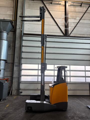 Four-way reachtrucks Jungheinrich ETV-Q25