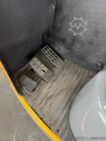 Four-way reachtrucks Jungheinrich ETV-Q25