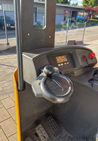 Vierwege-Schubmaststapler Jungheinrich ETV-Q25