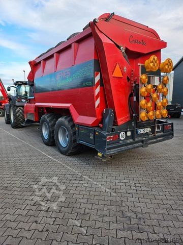 Forestry vehicle  Ufkes 962/25 / Valtra S374 / nur: 1.980h!