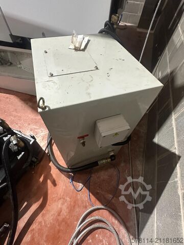 Vertikales Bearbeitungszentrum Dugard 1000E