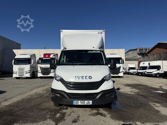 Transporter mit Koffer Iveco daily 35-160