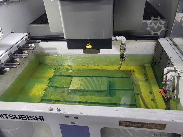 Senkerodiermaschine Mitsubishi EA8