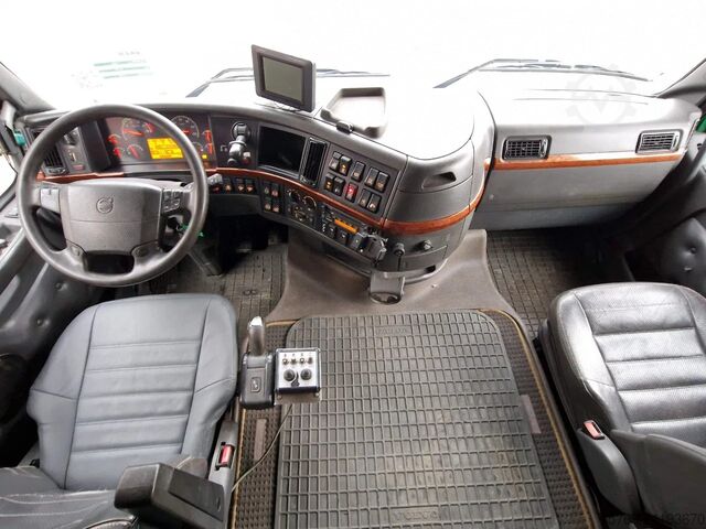 Hook arm system Volvo FH 13.440 6x2*4 - HIAB Hooklift 17T - Euro 5 - ...