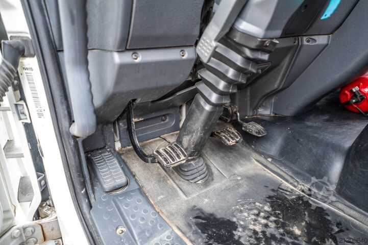 Ladepritsche IVECO EUROCARGO 190E30-E5- FASSI 110 A2.3