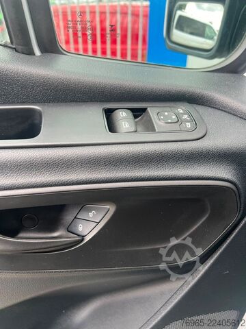 High top van MERCEDES-BENZ Sprinter 315 9G-TR HOCH+LANG KLIMA 3-SITZ KAMERA