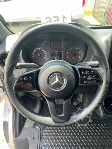 High top van MERCEDES-BENZ Sprinter 315 9G-TR HOCH+LANG KLIMA 3-SITZ KAMERA