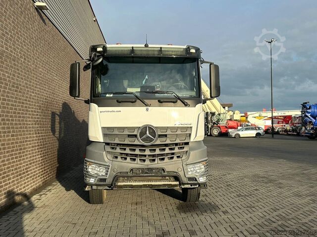 Hakenarmsystem Mercedes-Benz AROCS 4148 8X4 MET MULTILIFT ULT T 21 S51 HAAKA...