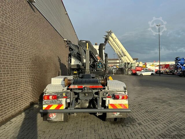 Hakenarmsystem Mercedes-Benz AROCS 4148 8X4 MET MULTILIFT ULT T 21 S51 HAAKA...