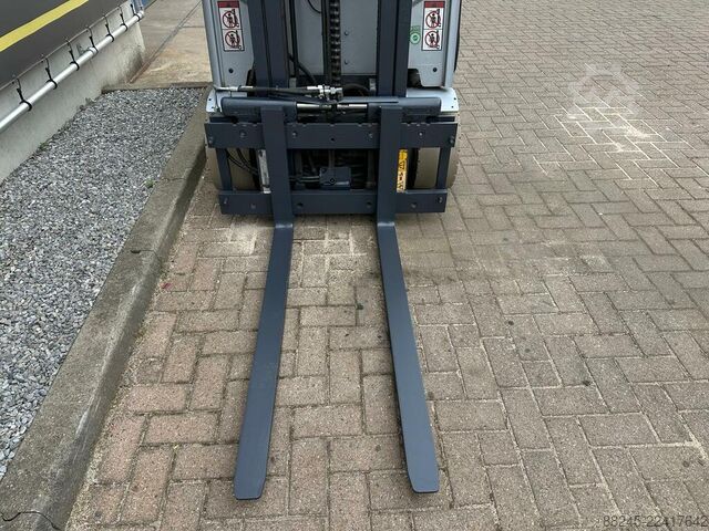 VS-22851 Electric triplex mast forklift Still RX20-16P STILL RX20-16P