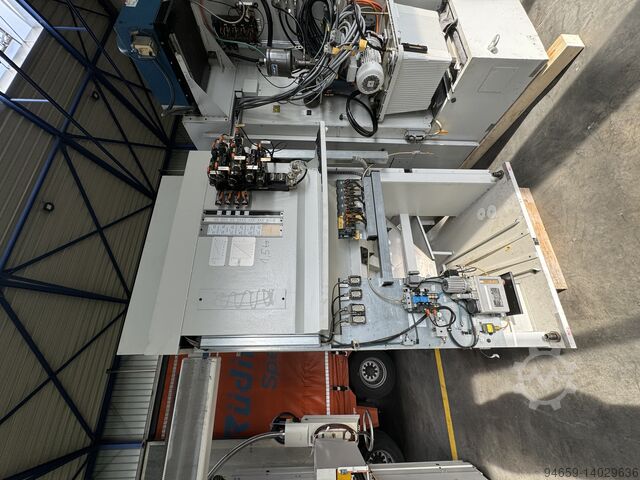 Gear hobbing machine Gleason-Pfauter P210L with Felsomat loading system