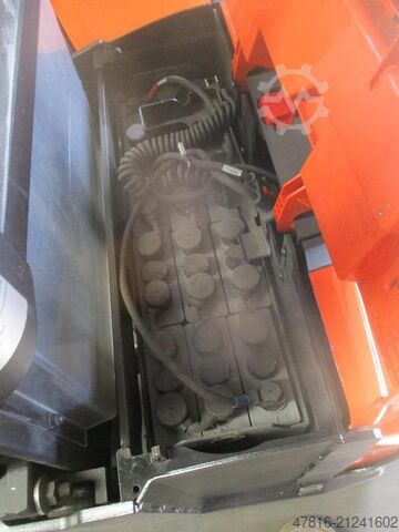 Hochhubwagen BT SWE 200D