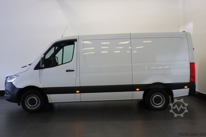 Delivery van Mercedes-Benz Sprinter 317 1.9 CDI L2H1 EURO 6 - Airco - Navi...