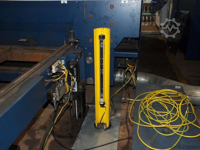Laserschneidmaschine TRUMPF TruLaser 5030 Fiber