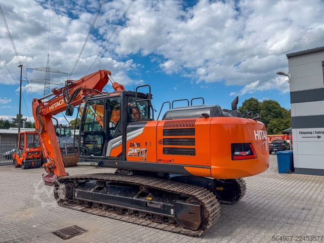 Chain excavator HITACHI ZX250 LCN-7 OQ80SW vollhydr. ZSA
