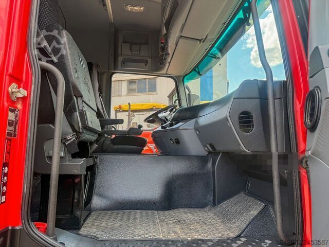 Standard tractor unit MERCEDES-BENZ Actros 3351 MP3 V8 Kipphydr.