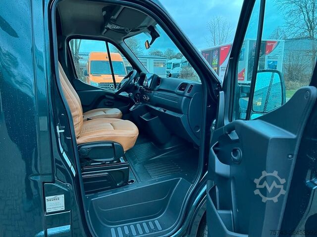 Livestock transporter RENAULT Master STX 5 Sitzer  Standard Nur 4102 KM