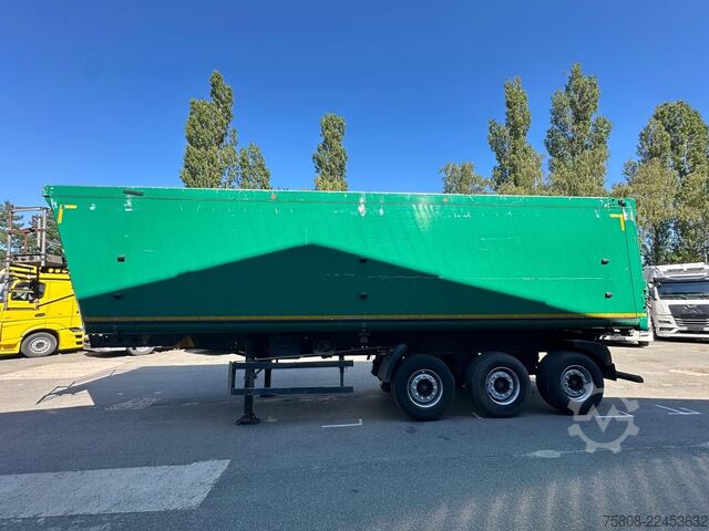 Tipper semitrailer SCHMITZ CARGOBULL SKI 24 SL 9.6 Alu Liftachse 50m³3xvorhanden