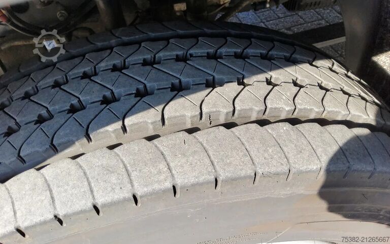 Koffer Renault D 220 P4x2 MED 12 TON - EURO 6 - 39-BZG-4