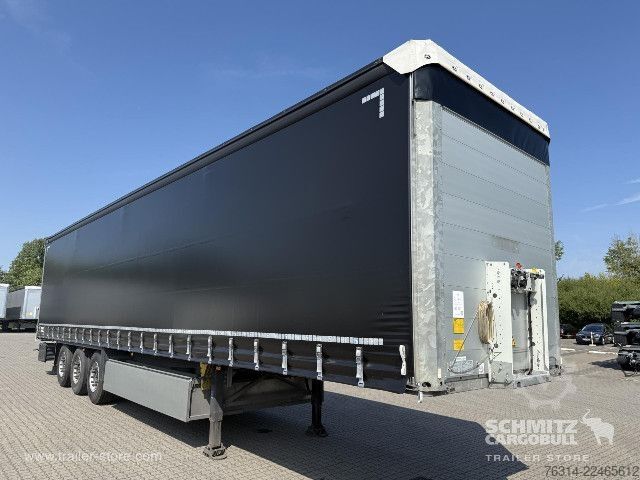 Auflieger mit Pritsche & Plane Schmitz Cargobull Curtainsider Standard Getränke