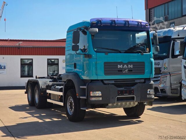 Roll-off tipper truck MAN TGA 26.440 * ABROLLKIPPER * BLATT * KLIMA *