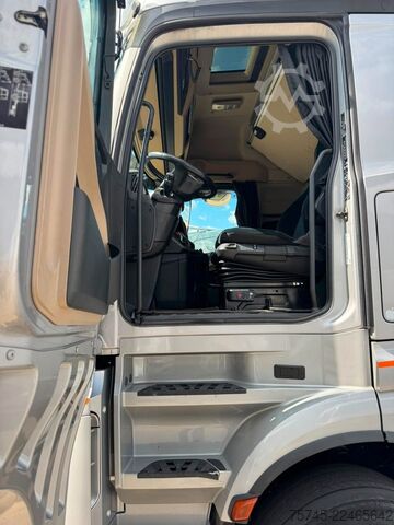 Standard tractor unit MERCEDES-BENZ ACTROS 1846 * ADR * RETARDER * STANDKLIMA * ACC