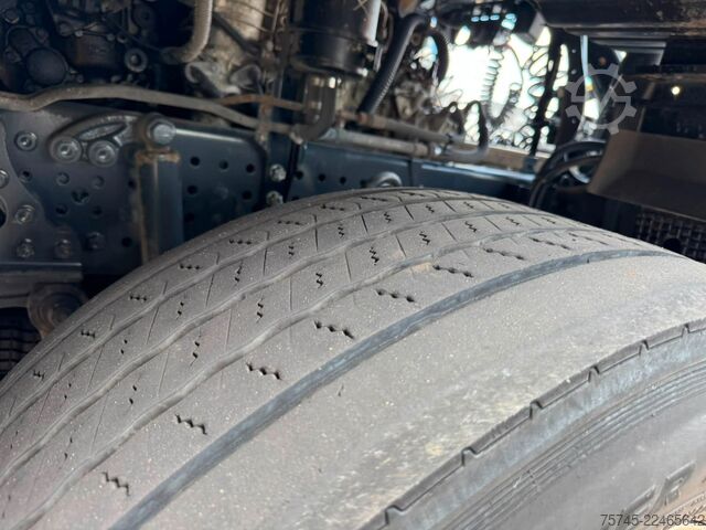 Standard tractor unit MERCEDES-BENZ ACTROS 1846 * ADR * RETARDER * STANDKLIMA * ACC