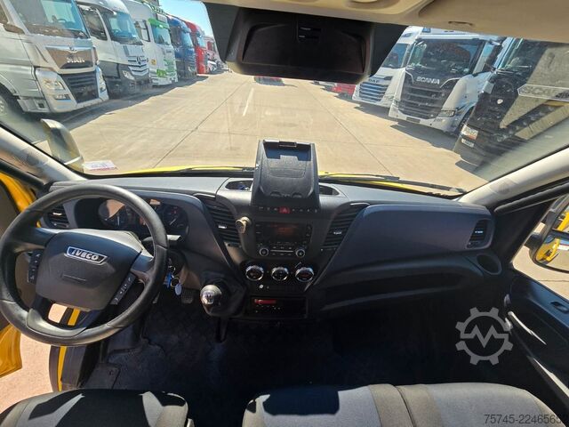 Wrecker IVECO DAILY 70C18 * SCHIEBEPLATEAU * KLIMA * SPURHALTE