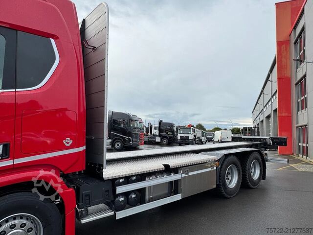 Holztransporter Scania R590 6x4 Kurzholz Kran und Schemel nach Wahl