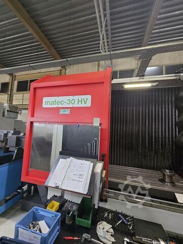 Universal machining center 5 axes Matec 30HV