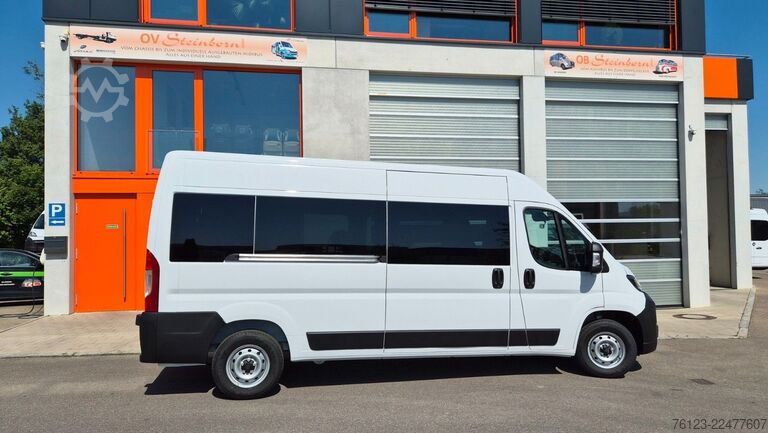 High top van PEUGEOT Boxer  Hochraum 9 Sitzer L3H2 verglast BlueHDi