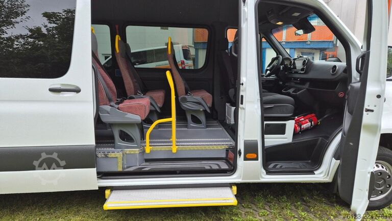 Minibus MERCEDES-BENZ Sprinter Lord Light 22 Sitzer Lagerfahrzeug Akti