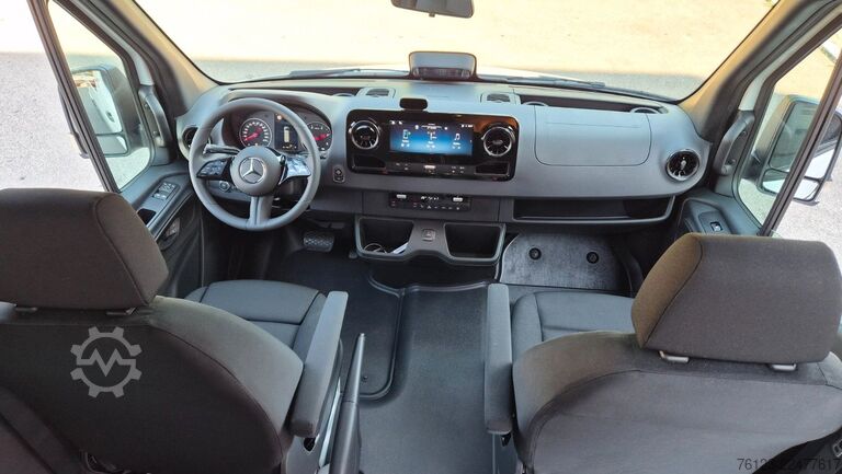 Minibus MERCEDES-BENZ Sprinter Lord Light 22 Sitzer Lagerfahrzeug Akti