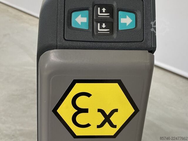 ECE 310 * DEMO * Atex EX * 3G / Zone 2 !! NEW battery !! JUNGHEINRICH ECE 310 * DEMO * Atex EX * 3G / Zone 2 !! NEW battery !!