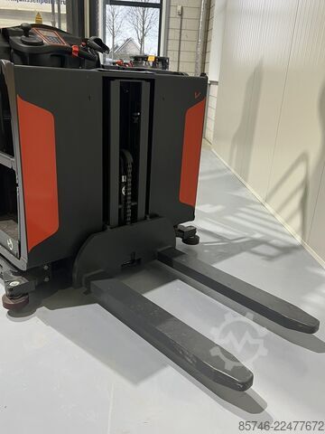 V (5213) Rail Guidance * NEW / Unused !! NEW battery !! LINDE V  ( 5213 ) Rail Guidance * NEW / Unused !! NEW battery !!