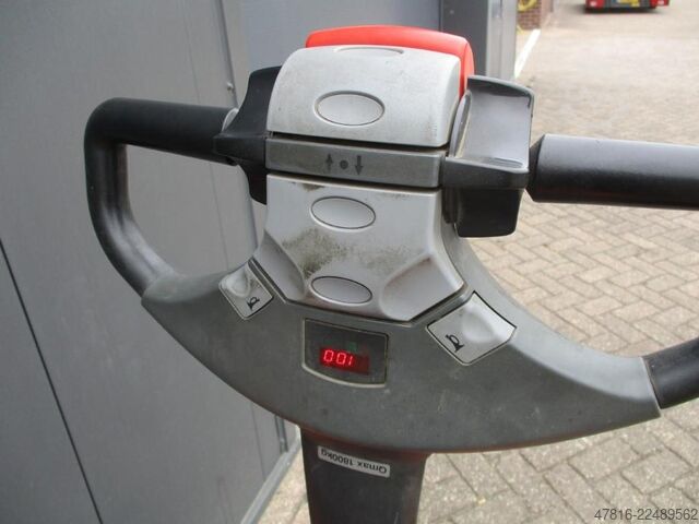 Niederhubwagen BT LWE180