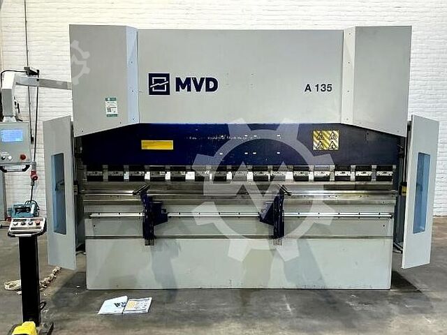 Abkantpressen MVD A 135-3100 2021 MVD A 135-3100