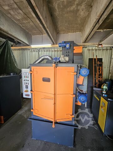 Strahlmaschine, Sandstrahlmaschine. CZ - Rolitech TSMZ 250-20 10/10