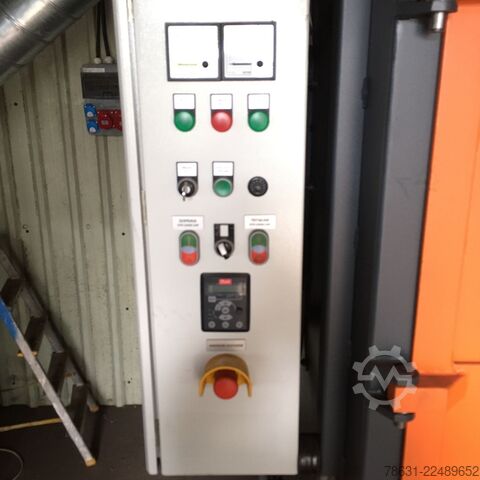 Strahlmaschine, Sandstrahlmaschine. CZ - Rolitech TSMZ 250-20 10/10