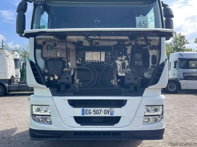 Standard-SZM Iveco Stralis 460 494599 km!!  RETARDER, ACC, PARK AI...