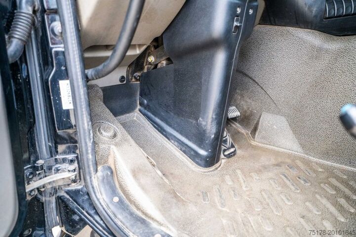 Hook arm system DAF CF 85.410 6x2 + PALIFT
