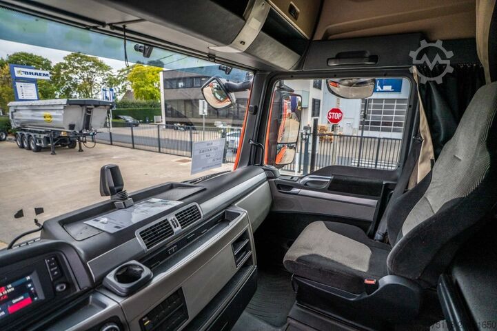 Standard tractor MAN TGX 18.470 XLX BLS