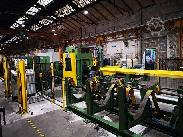 KIESERLING Richtmaschine für Stäbe WRPF 35-50 KIESERLING BAR STRAIGHTENER WRPF 35-50