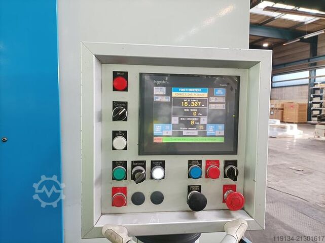 CINCINNATI Centerless Grinder 8-35 CINCINNATI Centerless Grinder 8-35