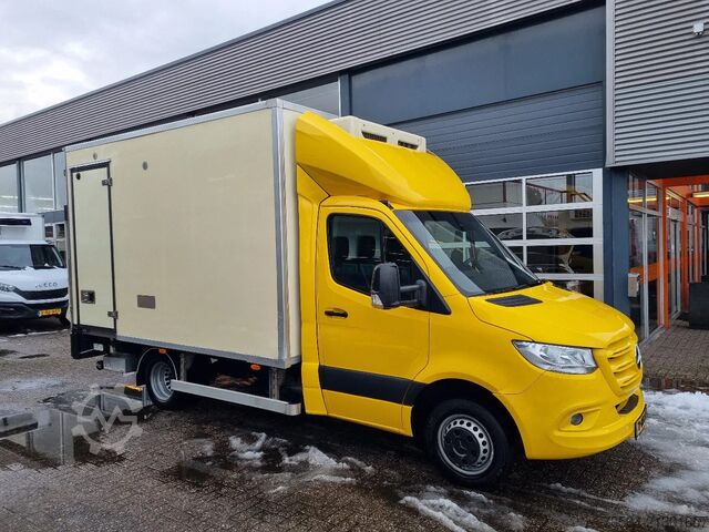 Refrigerated/freezer transport (closed box) Mercedes-Benz Sprinter 516 CDI Koelkoffer MT LBW -20C/+20C Ko...