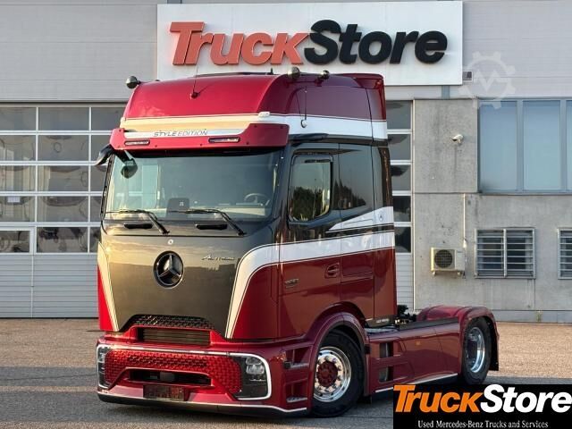 Standard SZM  Actros 1863 HERITAGE MOTION